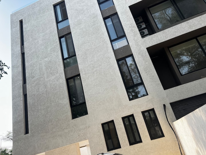 Cantonments Luxury Towers Flat 1