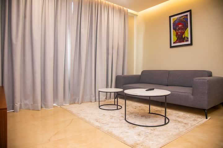 Executive Crest Apartment In Osu