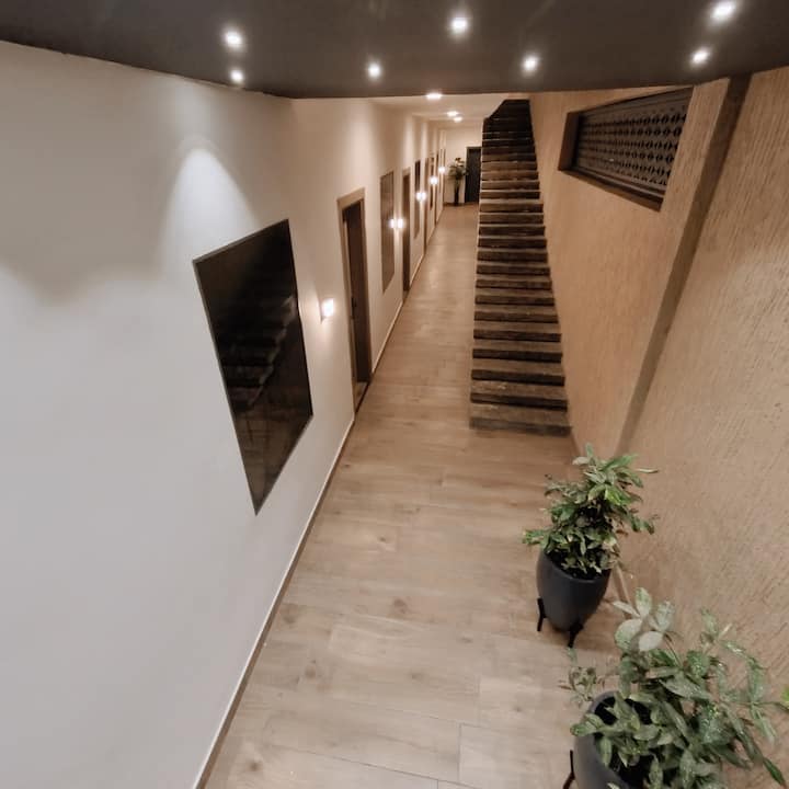 Executive Luxury Apt @Osu +Free Airport Pickup