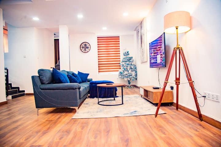 Executive Luxury Townhouse-Cantonment