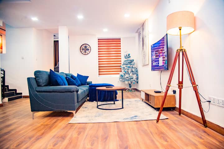 Executive Luxury Townhouse-Cantonment