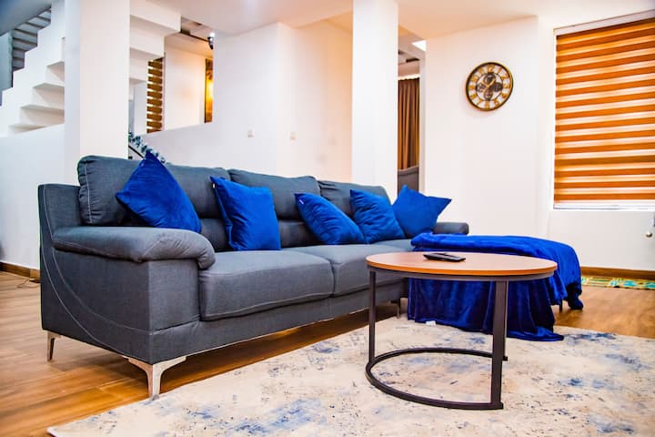 Executive Luxury Townhouse-Cantonment