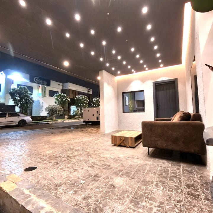 The Modern Deluxe Studio@Osu + Free AirportPickup