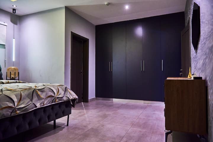 Urban Luxe Retreat- East Legon+Free Airport pickup