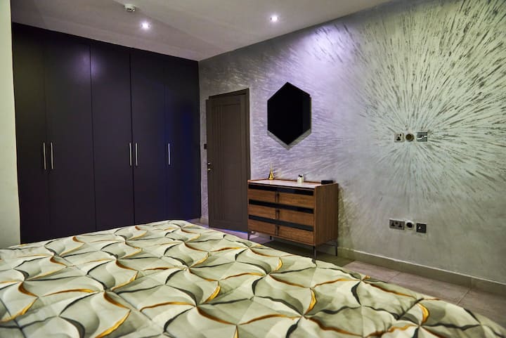 Urban Luxe Retreat- East Legon+Free Airport pickup