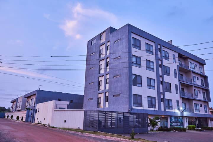 Urban Luxe Retreat- East Legon+Free Airport pickup