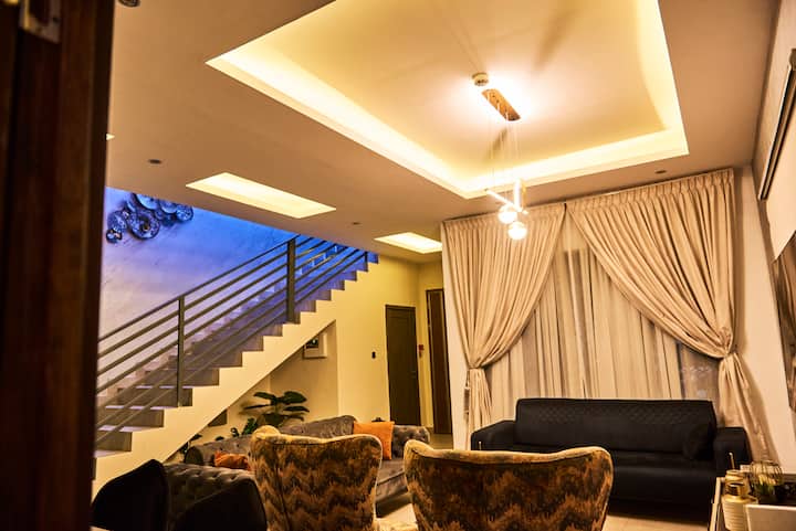 Urban Luxe Retreat- East Legon+Free Airport pickup